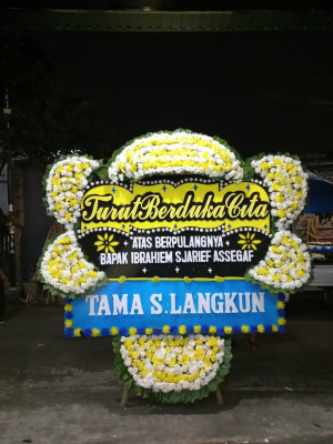 Papan Bunga Duka di Juata Permai